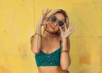 attractive fashion