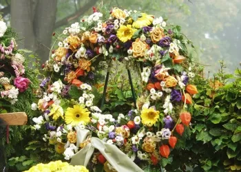 servicii funerare sector 4