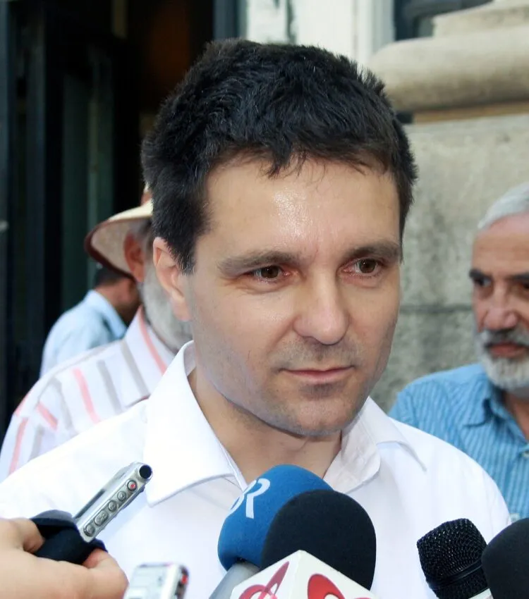 Nicușor Dan a promulgat legea anulării unor obligații fiscale