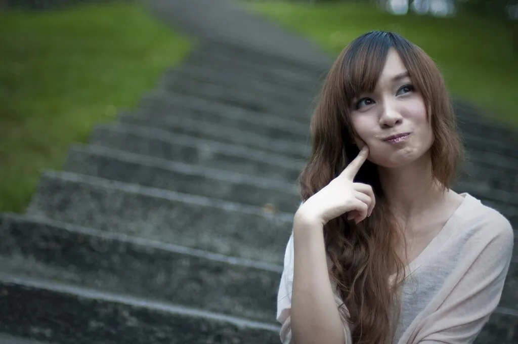 Cum ne sabotăm singuri: gânduri care devin realitate