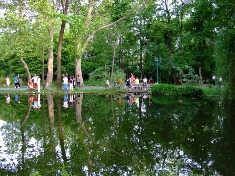 Cotroceni Palace Garden - Bucharest 11