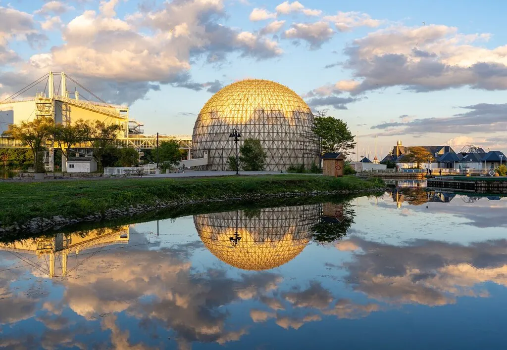 Google Maps redenumește Lacul Ontario în „Lacul America” în SUA