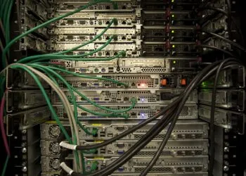 Atacatori exploatează două vulnerabilități PaperCut pentru control total
