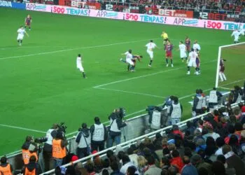 Barcelona câștigă la Sevilla și rămâne neînvincă în La Liga