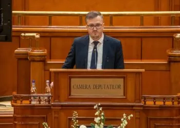 AUR anunță negocieri cu PSD, PNL și USR dacă cade Guvernul Mureșan