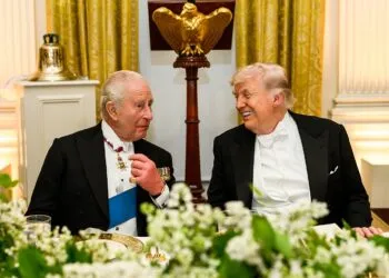 Trump interzice accesul CNN, MSNBC și Politico la Casa Albă