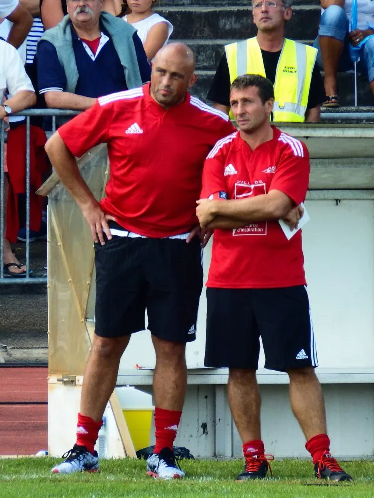 Răzvan Dumitrescu aduce omagiu jurnalistului Patrick André de Hillerin
