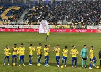 Petrolul și Corvinul câștigă în etapa a zecea din Superliga