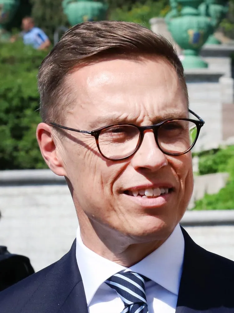Finlanda cere lui Musk să activeze Starlink în Rusia pentru a ajuta Ucraina