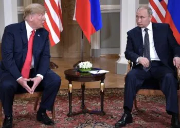 Trump va semna decrete de sancțiuni contra Rusiei și importatorilor de energie rusă
