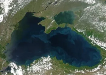 Ministrul de interne laudă structurile MAI pentru salvarea marinarilor din Marea Neagră