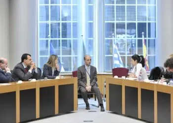Italia aprobă reformă electorală care favorizează stabilitatea guvernului