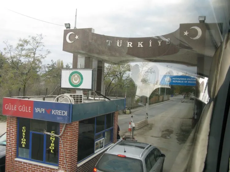Protest al transportatorilor turci blochează trecerile frontierei cu Bulgaria