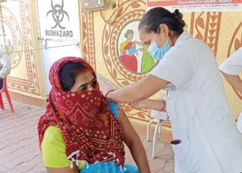 Medicii cer vaccinare antigripală din timp, doar 7% dintre români s-au imunizat