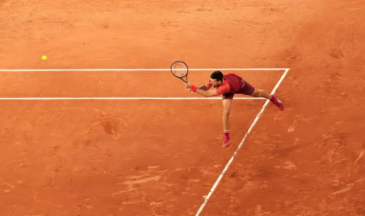 Djokovic avansează la Basel după victoriei în fața lui Humbert