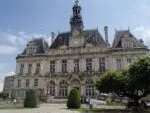 Primăria din Limoges, clădire istorică din 1883, distrusă de incendiu în protest