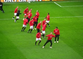 Scholes și Rooney în conflict: cine vrea medalia din 2011-2012?