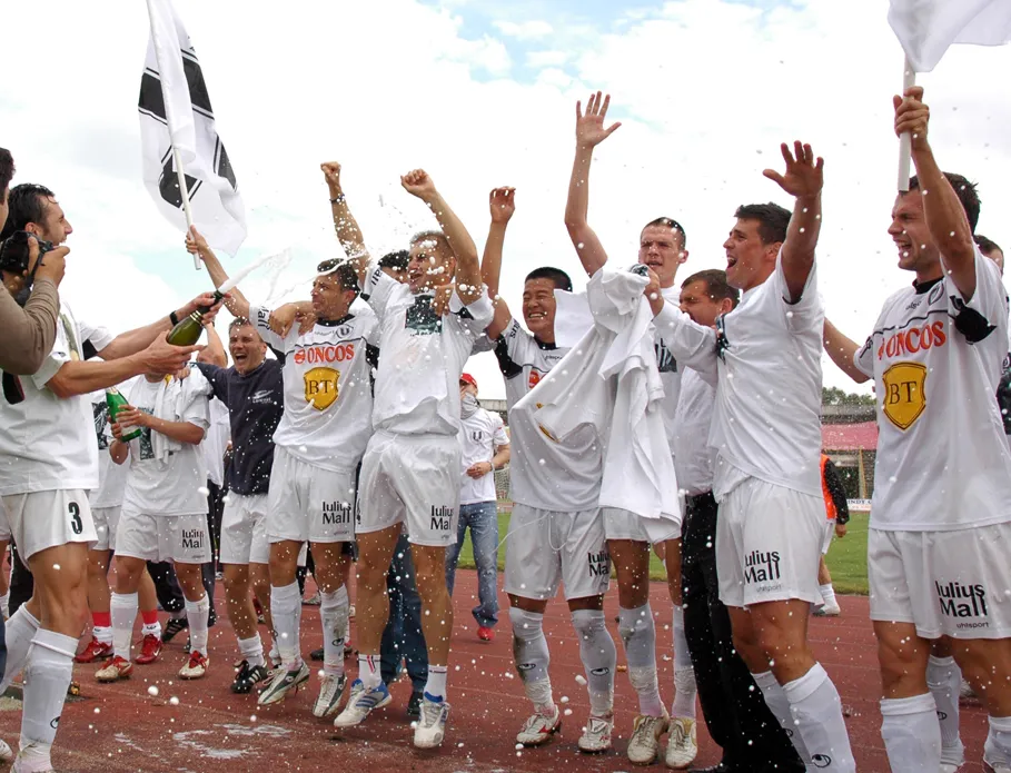 U Cluj – Rapid, duel de tradiție în etapa 11 a Superligii, diseară de la 21:00
