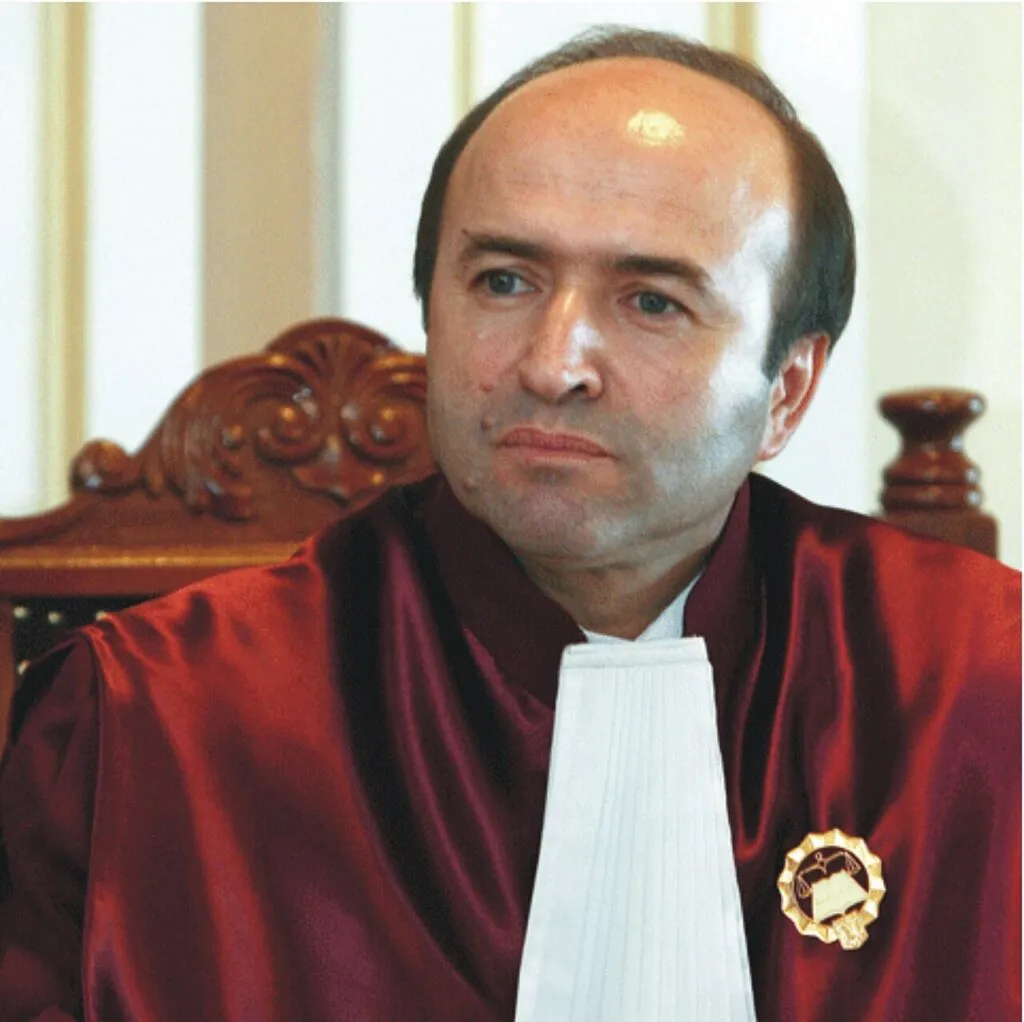 Fiul lui Tudorel Toader reținut