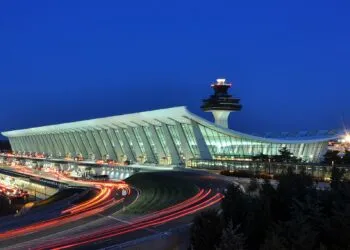 Aproape 700.000 de euro au dispărut din depozitul vamal al Aeroportului Otopeni