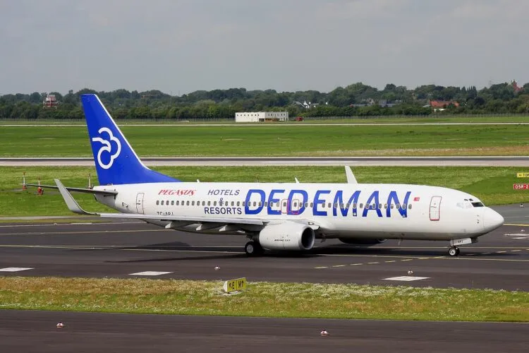 Dedeman înlocuiește Praktiker în Grecia după 35 de ani