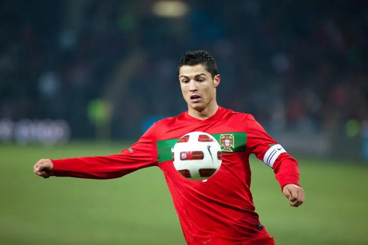 Ronaldo investește 20 de milioane de euro într-o fabrică de apă în Portugalia